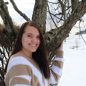 Meet your Posher, Baylee